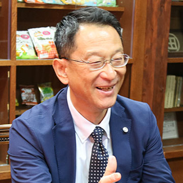 営業部長・古川光有